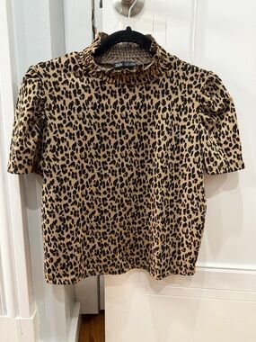 Zara Leopard Print Short Sleeve Ruffle Neck Top - Tan and Black